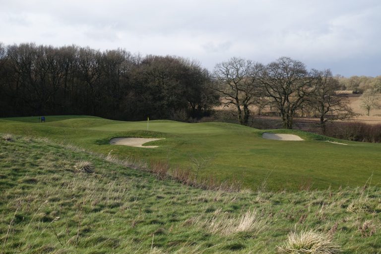 CADDINGTON LANDSCAPE VIEWS – GREEN #15 – 03.03.20 (74)