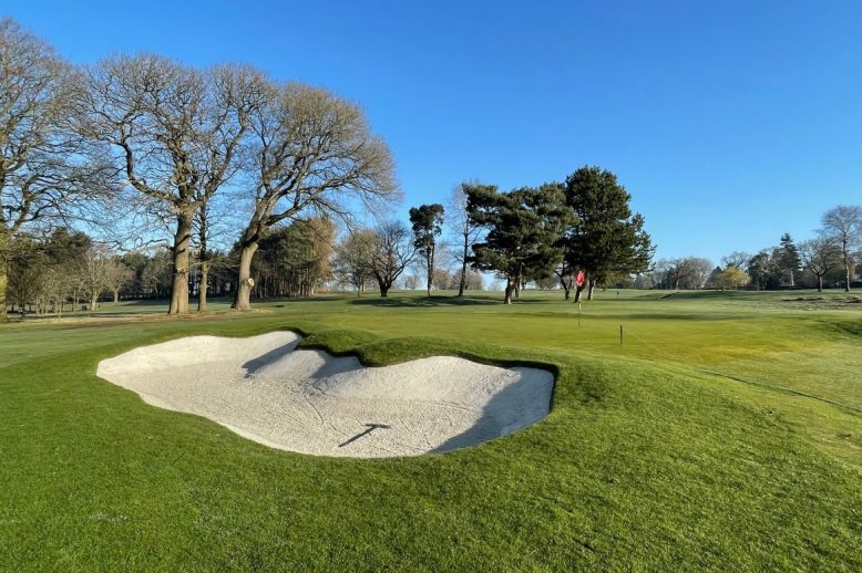 Bunker remodelling Gaunt Golf Design